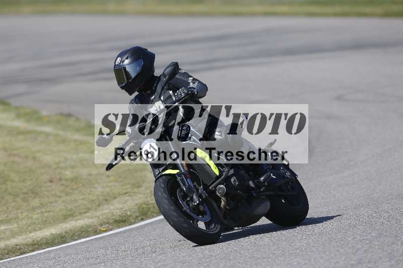 /01 02.04.2026 MAZ ADR/Gruppe gelb Gruppe gruen/81